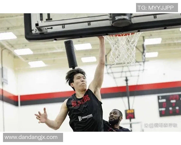 纽厄尔：我和杨瀚森进场时机都不多，咱们得专心练习打磨技能